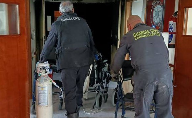 Familias de las víctimas de la residencia de Moncada barajan denunciar el incendio