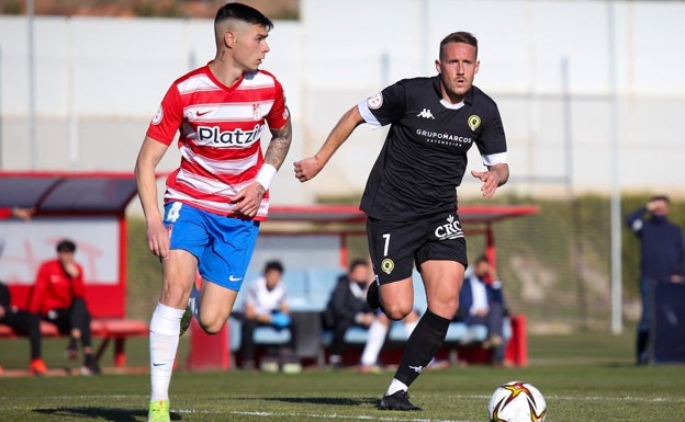 El Hércules empata en Granada en el mejor día de Adri López (0-0)