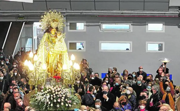La Virgen de los Desamparados lucirá el manto solidario de LAS PROVINCIAS