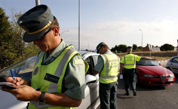 La multa de hasta 6.000 euros de la DGT por conducir con estos síntomas y enfermedades