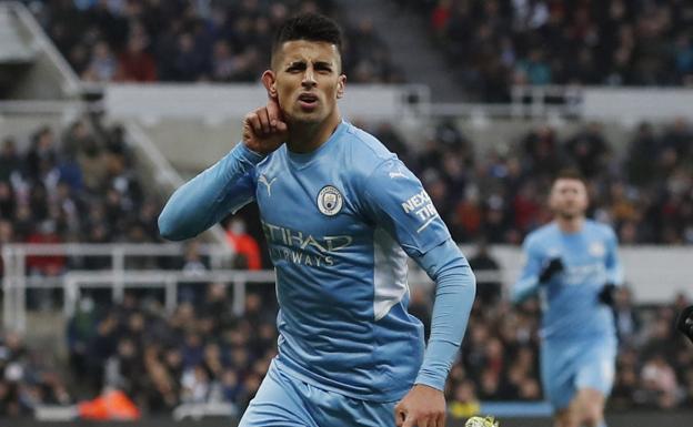 João Cancelo, el exvalencianista que triunfa con Guardiola