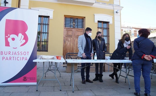 Los vecinos de Burjassot decidirán las inversiones por valor de 100.000 euros
