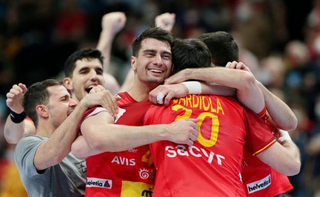 Los Hispanos deslumbran y se aseguran medalla en el Europeo