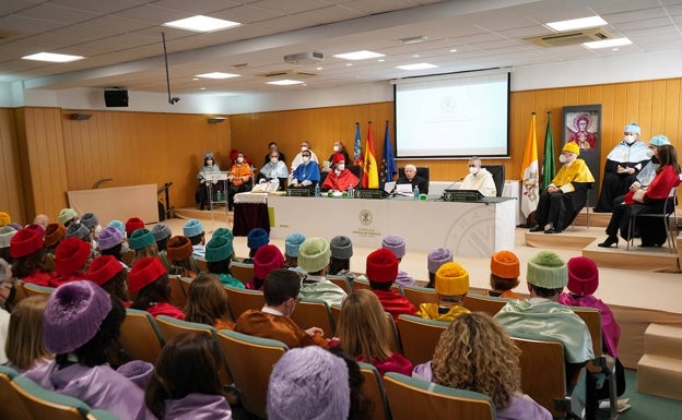 Cañizares a Macron sobre el aborto: «Es camino al infierno»