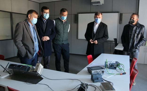 L'Alcúdia trabaja para implantar ciclos formativos relacionados con la industria local