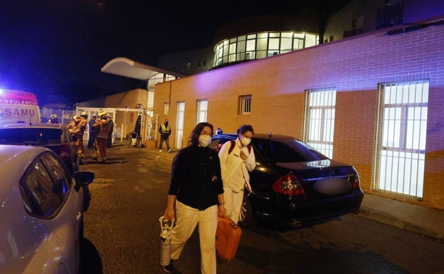 Dos de los heridos en el incendio de la residencia reciben el alta