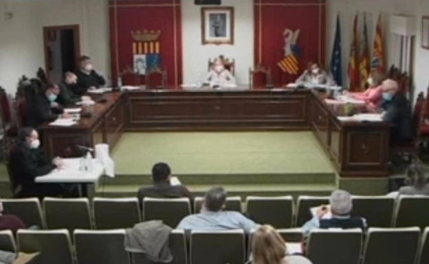 Puçol pedirá la mejora de los servicios bancarios para los mayores y personas con diversidad funcional