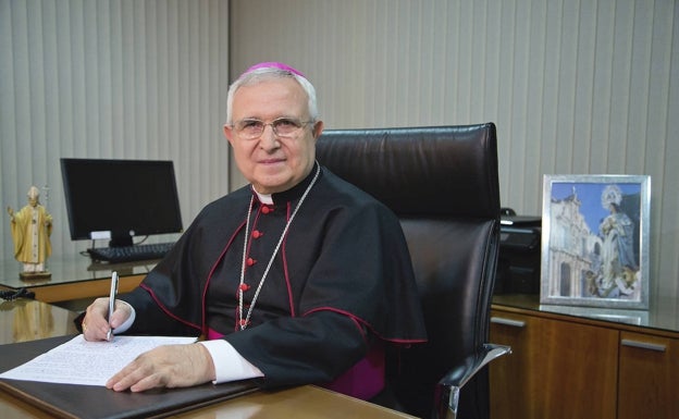 El obispo Jesús Murgui se despide de la Diócesis de Orihuela-Alicante