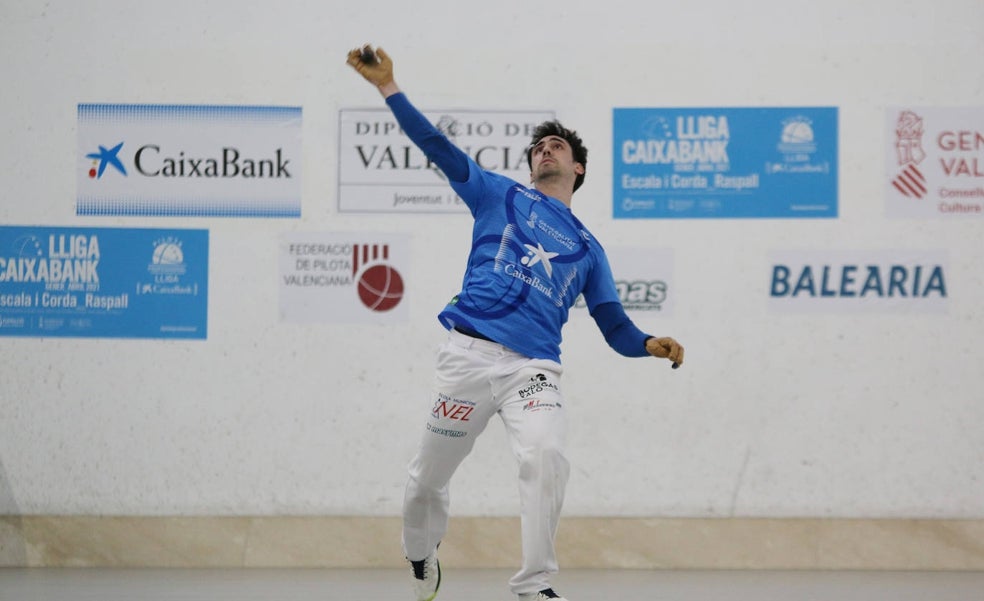Giner complica la vida a Soro III en la Lliga