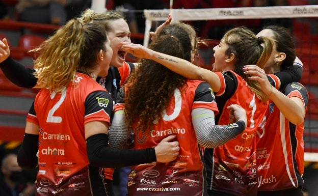 Contundente victoria del equipo masculino del Xàtiva Voleibol frente al Sayre de Las Palmas de Gran Canaria