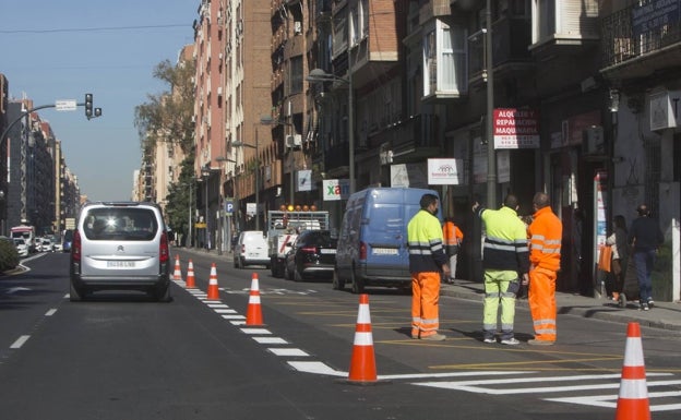 La reforma de la avenida Pérez Galdós deja un carril para el tráfico