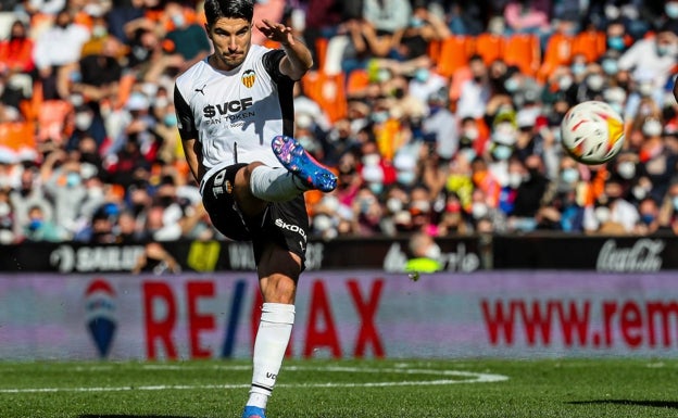 Un Mestalla lleno para buscar la final de la Copa del Rey