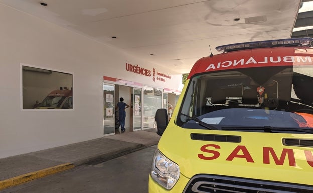 Denuncian la falta de espacio en Urgencias del Hospital de la Ribera por el cierre de la unidad de Respiratorios