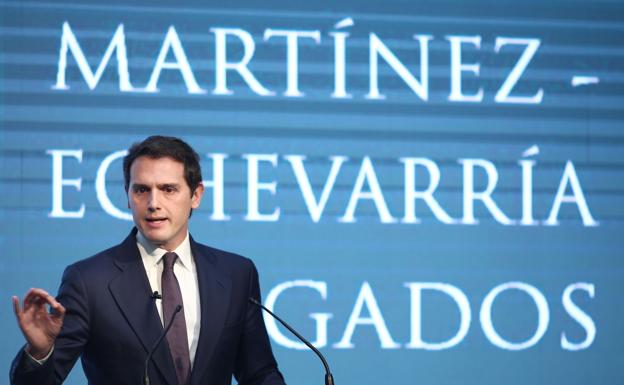 Albert Rivera rompe con Martínez-Echevarría bajo acusaciones mutuas de incumplimientos