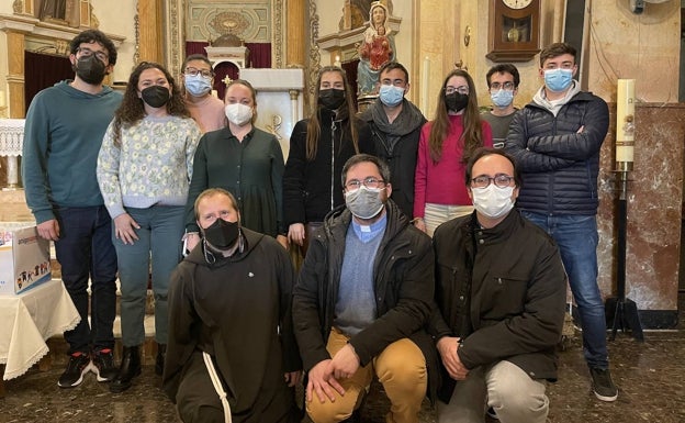 La parroquia de Monte Sión de Torrent acoge un encuentro de jóvenes con la presencia de dos influencers católicas