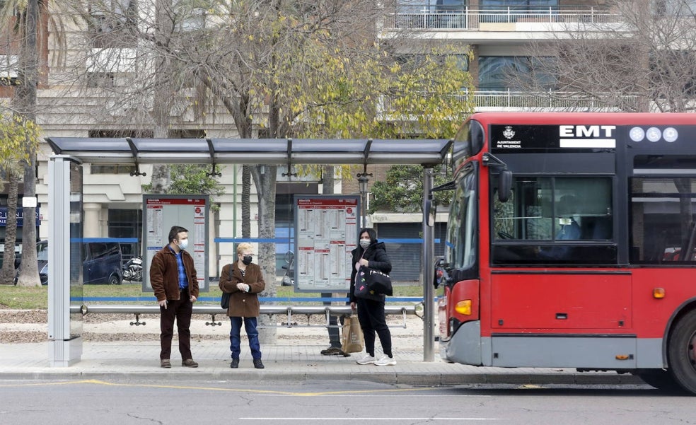 La EMT acumula más de 20.000 euros en sanciones de Trabajo en tres años