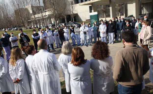 El personal sanitario del área de Dénia inicia concentraciones para lograr el segundo convenio laboral