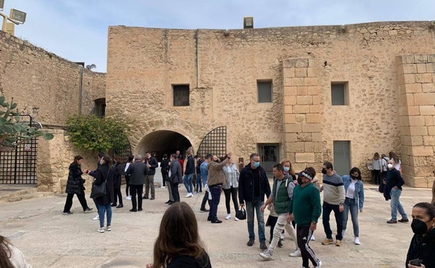 Casi 6.000 visitantes en la primera semana de actividades turísticas en el Castillo de Santa Bárbara