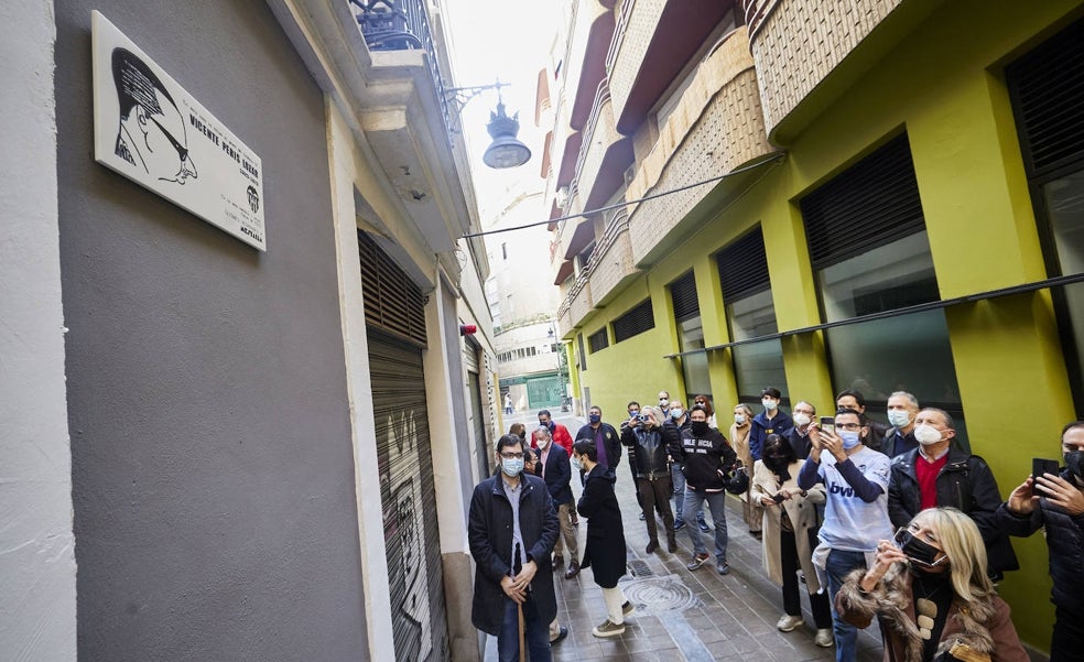 El penúltimo homenaje a Vicente Peris