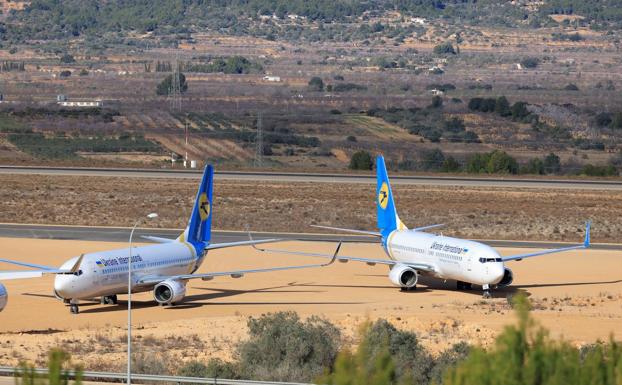 Llegan aviones ucranianos al aeropuerto de Castellón ante la escalada del conflicto con Rusia