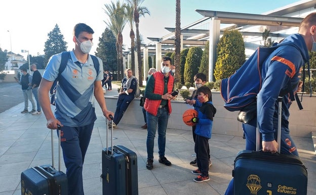 Prepelic: «Hemos venido para cuatro días, somos el Valencia Basket»