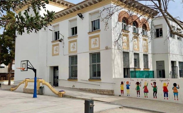 El colegio Verge dels Desemparats de Silla tendrá una nueva cubierta que solucione las filtraciones