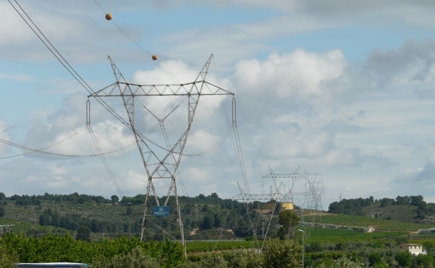 Premier Group mantiene el proyecto de fotovoltaica de Almansa y colectivos de la Costera convocan movilizaciones