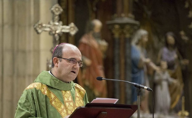 El obispo de Orihuela-Alicante, José Ignacio Munilla, compara el Gobierno central con el de Hitler