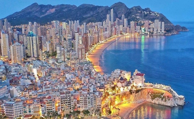 Benidorm y Valencia lideran la recuperación del turismo en la Comunitat