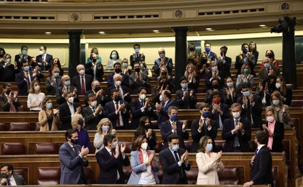 Las dos diputadas del PP que no han aplaudido a Pablo Casado en su despedida en el Congreso