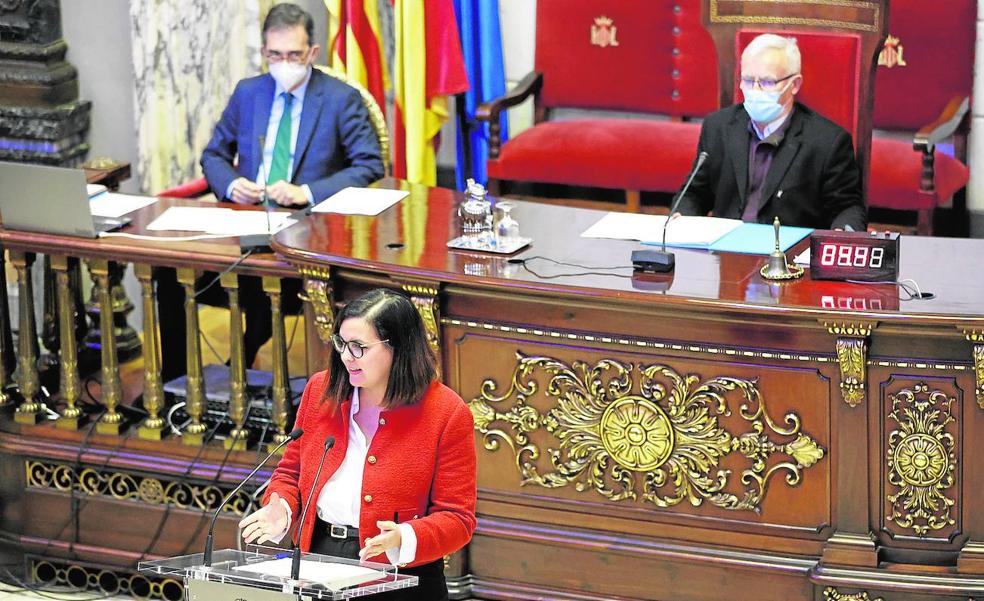 El pleno se lía con el urbanismo