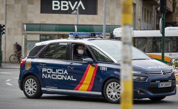 Viola a una menor en el portal de un edificio de Valencia tras seguirla por la calle