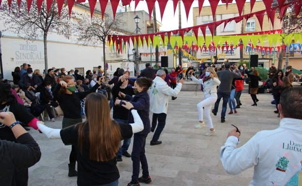 Ròtova cierra Sant Macià con éxito de publico pese al mal tiempo