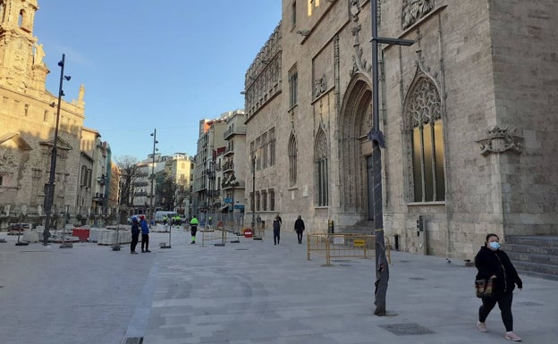 Las Fallas tendrán que distanciarse de medio centenar de monumentos en el centro