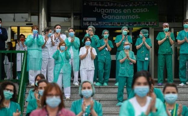 «Nena», «guapa»... o cómo las enfermeras no quieren que las llamen