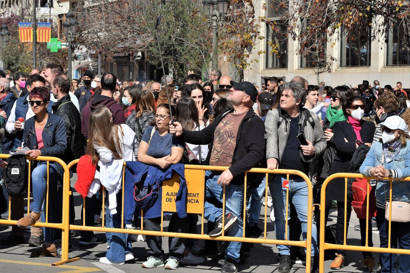 Búscate en la mascletà del miércoles 9 de marzo