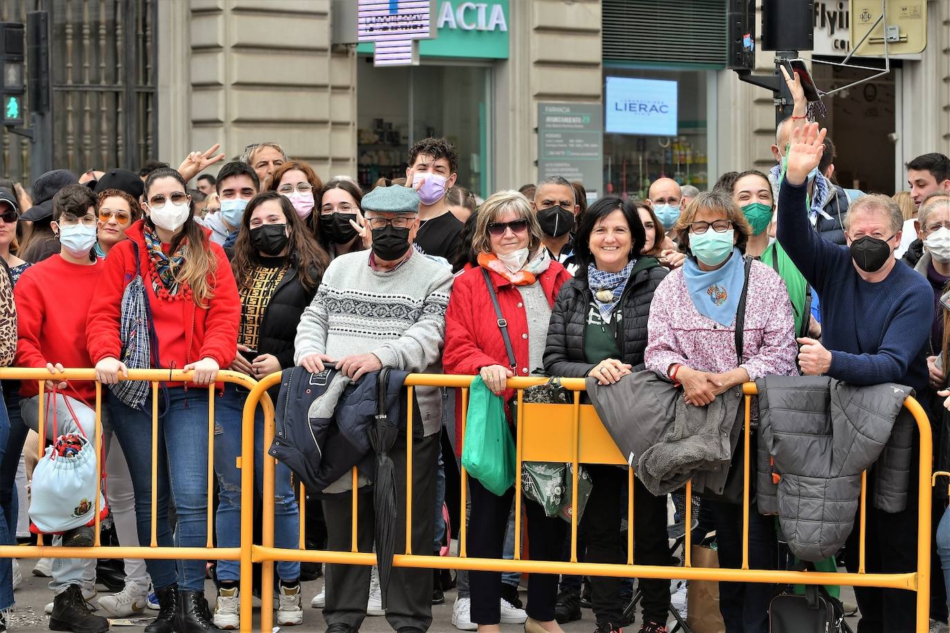 Búscate en la mascletà del viernes 11 de marzo