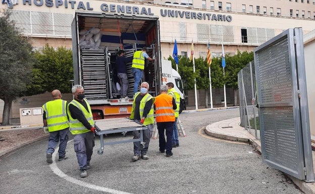 La Generalitat envía módulos del hospital de campaña de Valencia para atender a refugiados en Alicante