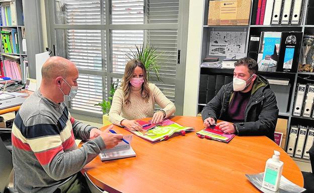 Tres municipios unen esfuerzos para ayudar al pueblo ucraniano