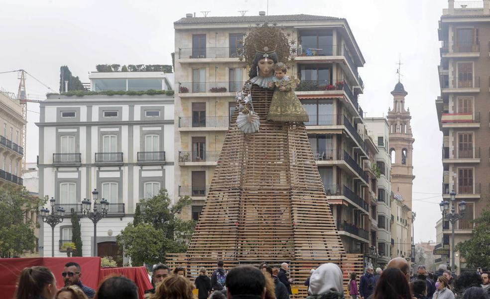 El secreto del manto de la Virgen, casi desvelado