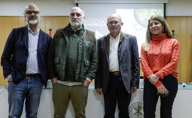 La auténtica paella valenciana (bendecida por José Andrés)