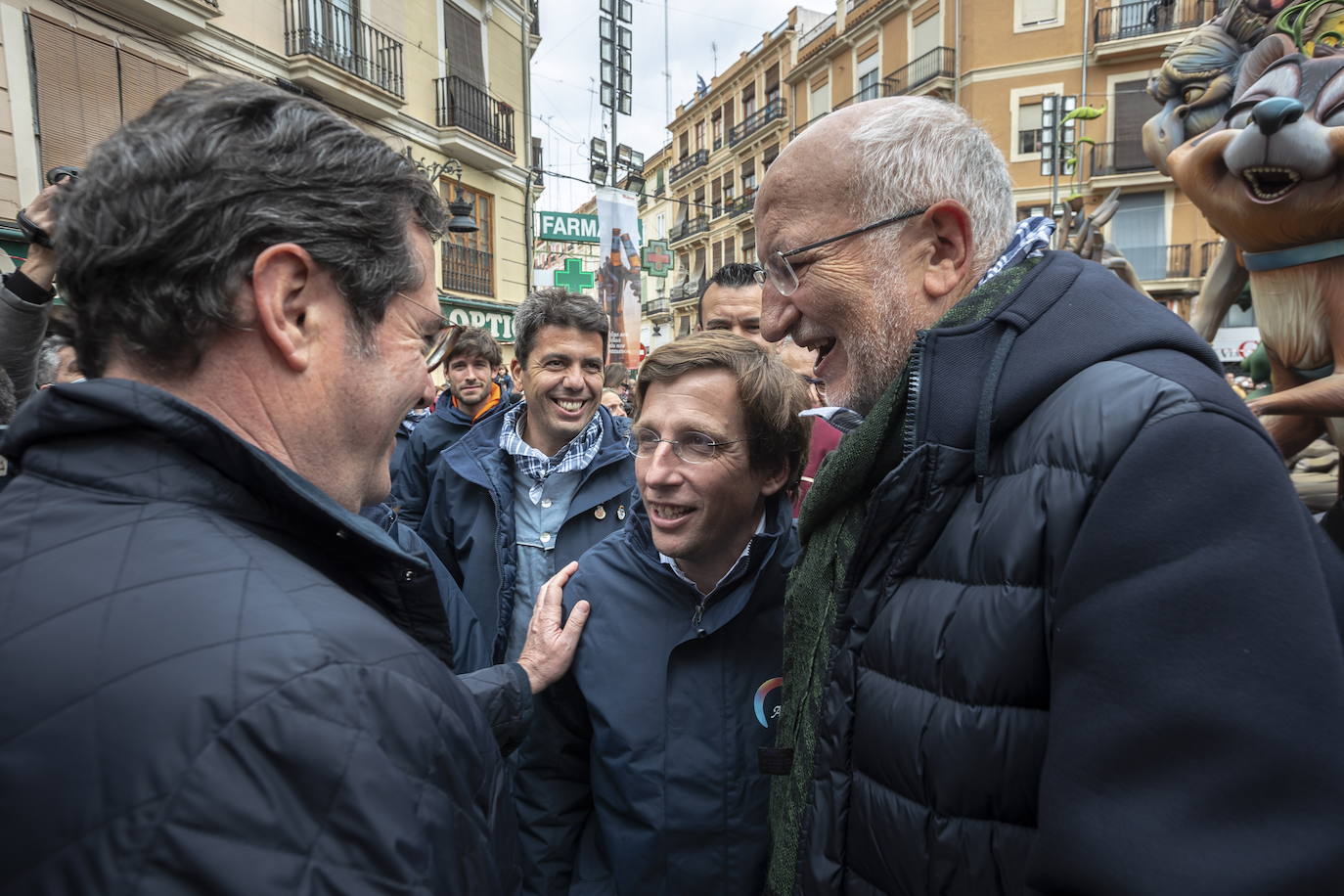 Fallas 18 de marzo de 2022: Convento Jerusalén reúne a políticos y caras conocidas