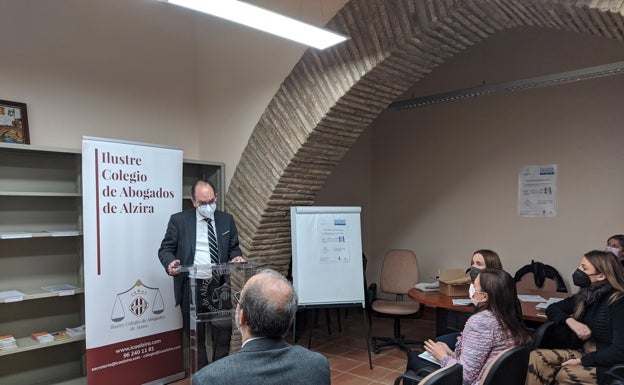 El Colegio de Abogados de Alzira prestará asistencia jurídica a los refugiados de Ucrania