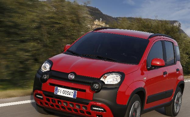 Fiat Panda Red: una versión para luchar contra el sida de la mano de Bono