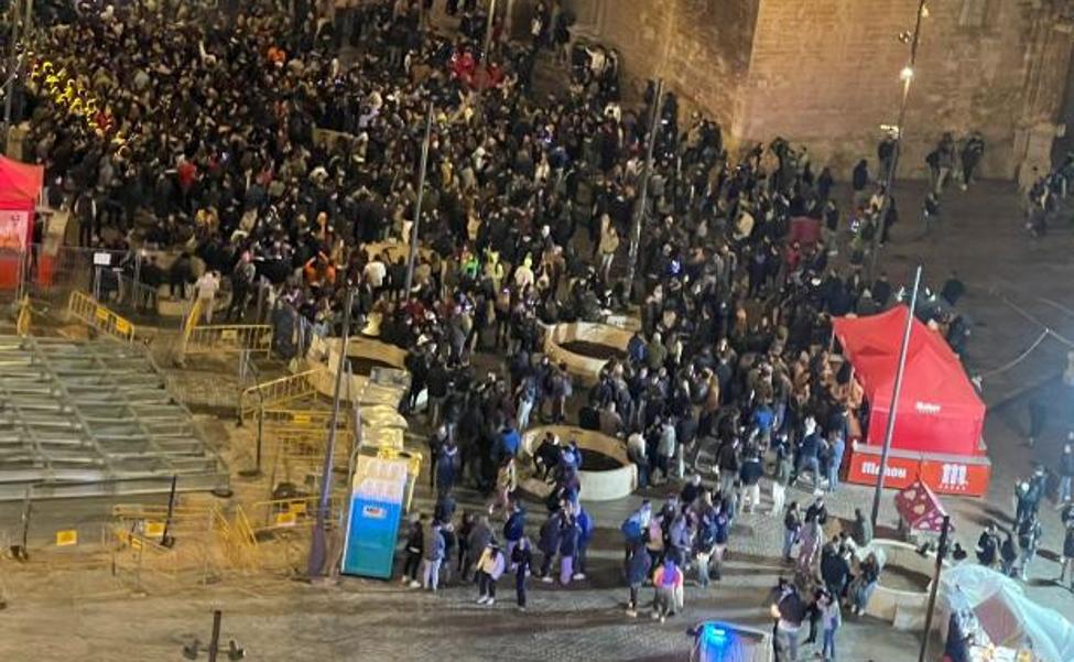 Clamor contra el descontrol de las verbenas en zonas monumentales
