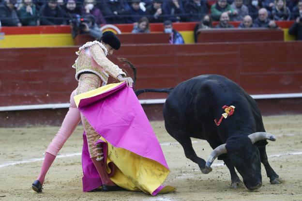 Roca Rey y Manzanares, bravo cambio de guión