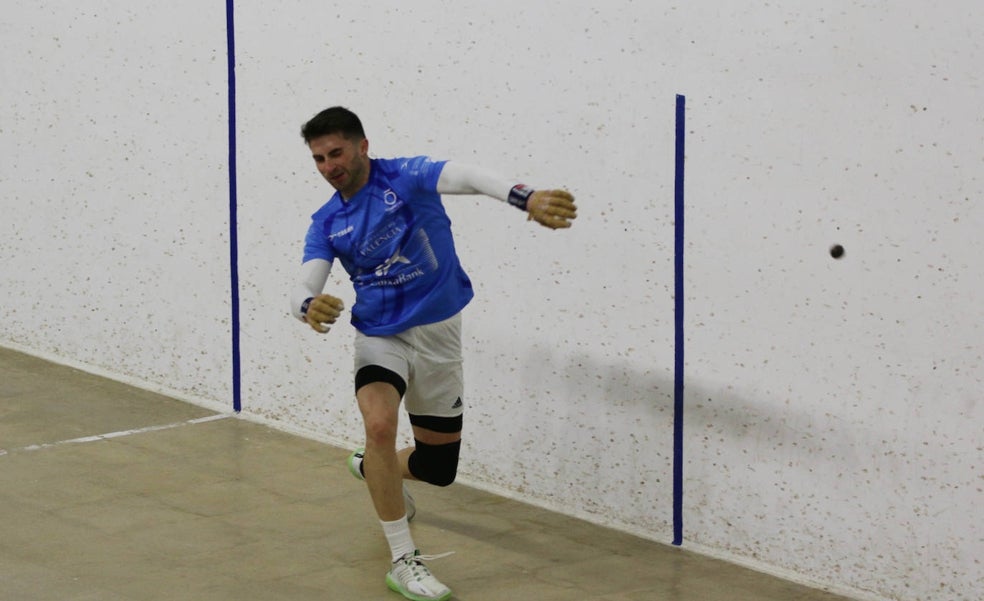 Vicent, Raúl y Murcianet acarician la final de la Lliga de raspall