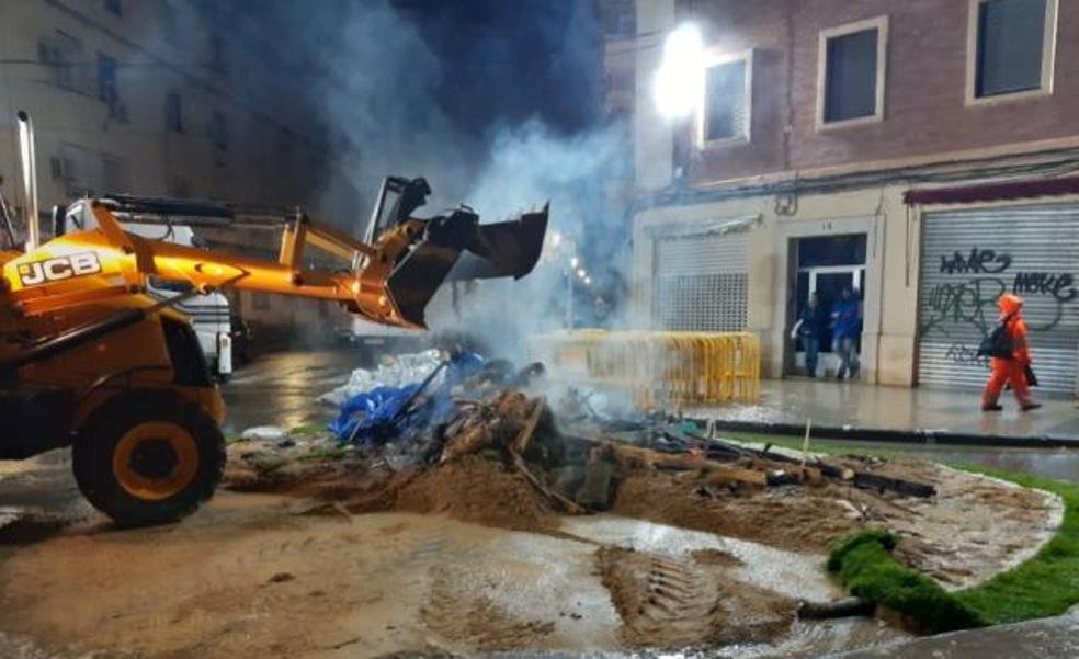 La recogida de basura constata que las Fallas no han llegado aún a la afluencia anterior a la pandemia
