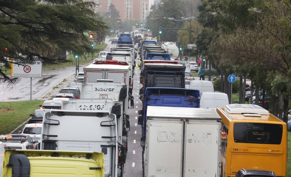 Los transportistas alertan de una situación de «callejón sin salida»