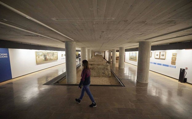El IVAM cierra «una larga temporada» la sala de la muralla ante su deterioro y traslada las obras de Pinazo